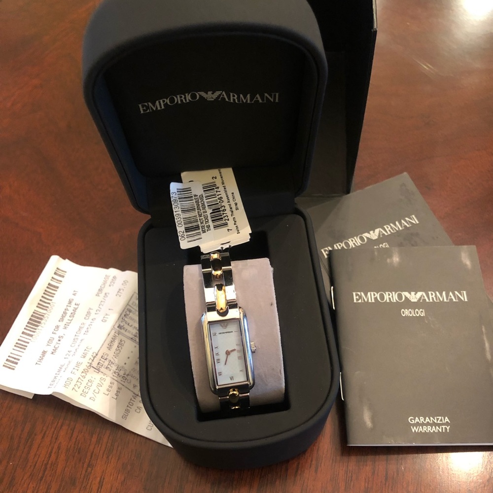 Brand new Emporio Armani AR5585 Women’s Watch